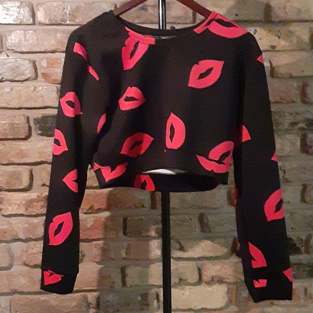 Lipstick marked crop top